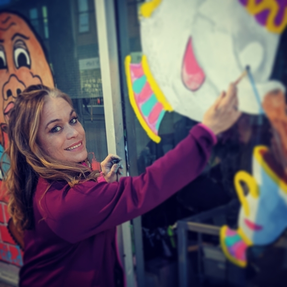 Meet your Posher, Darcie. - Picture 1 of 2